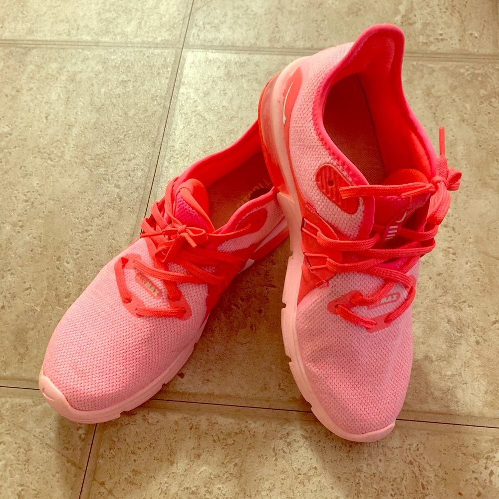 Running shoes